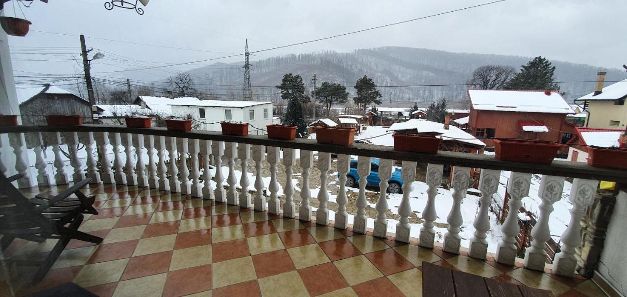Pensiunea Orhideea Gura Humorului Exterior foto